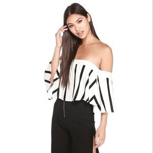 WINDSOR Black White Off the Shoulder Crop Top S